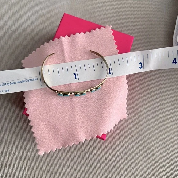 Infant turquoise bracelet - Picture 2 of 6